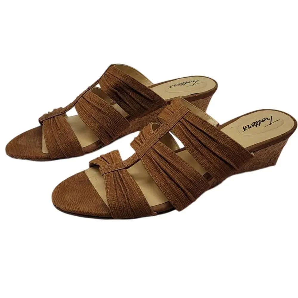 Trotters Damen Mia Slides CognacWedge Strappy Summer Women's Sandal 9N